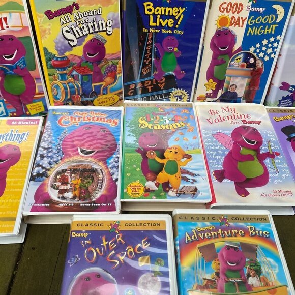 LOT OF 12 Vintage 90s Barney VHS Tapes - Barney in Space, Barney Live, Barney - Picture 10 of 12